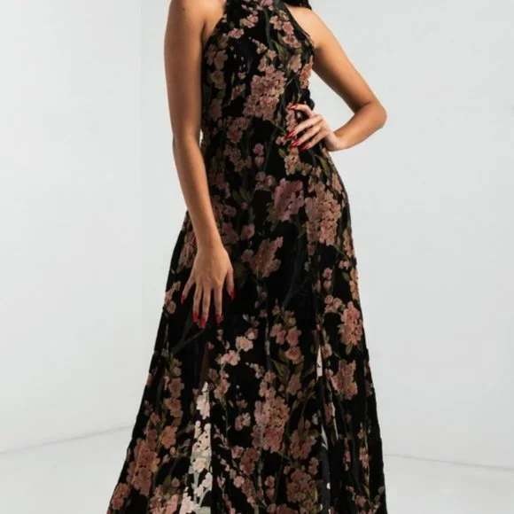 Vici Luxxel Black Velvet Floral Halter Maxi Dress Open Back Cherry Blossom L